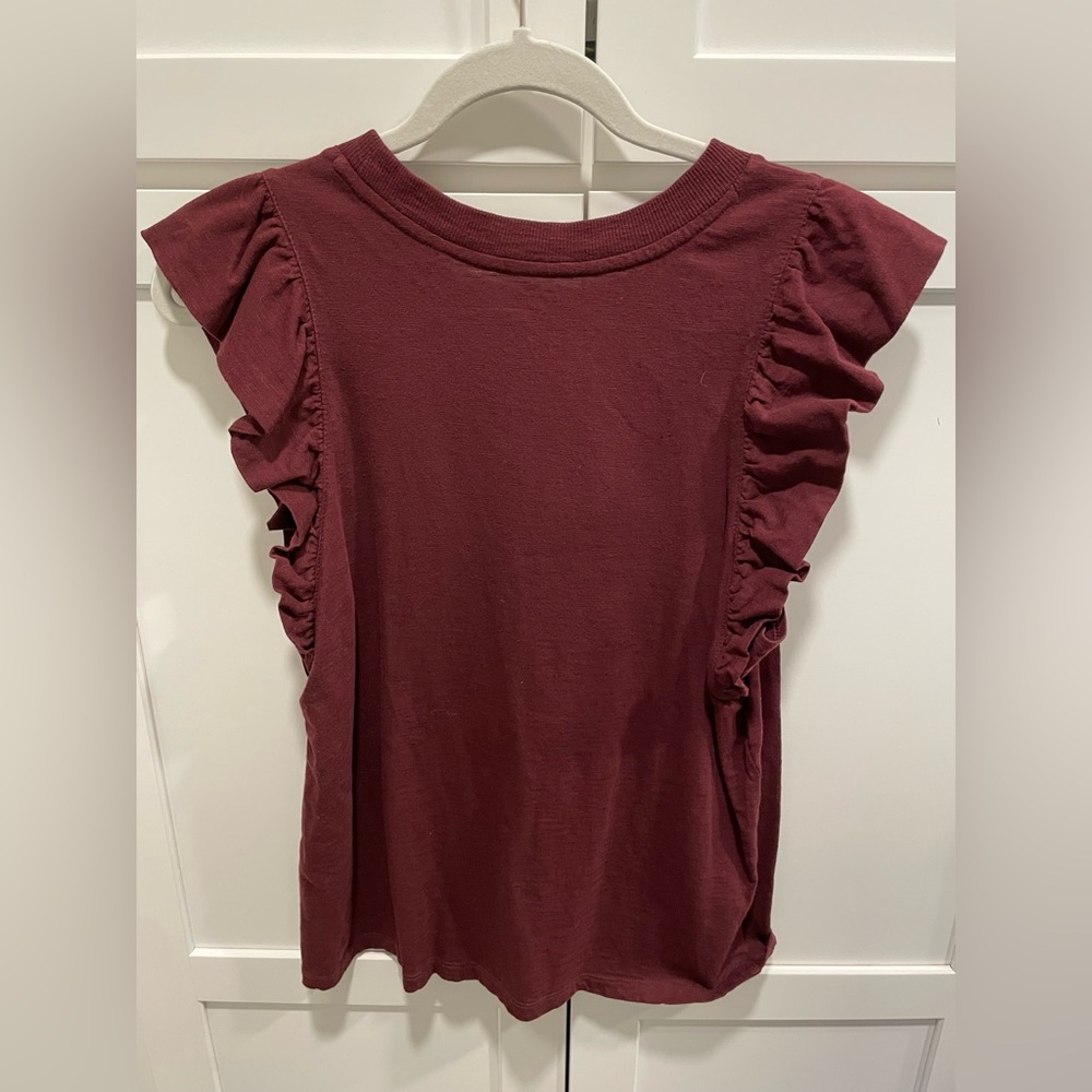 Women's medium Banana Republic Malibu Tee! Ruffled Sleeve Top - Burgundy - Picture 3 of 4